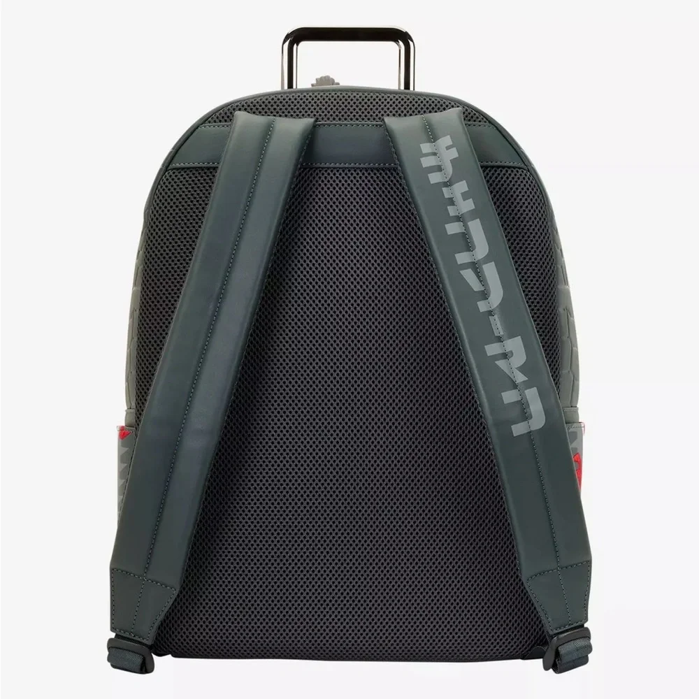 Loungefly Chainsaw man backpack NWT - Picture 2 of 5